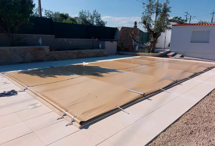 cobertor-de-piscina-0